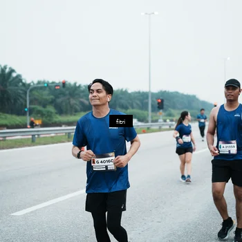 Runner Photo 7496934