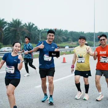 Runner Photo 7496974