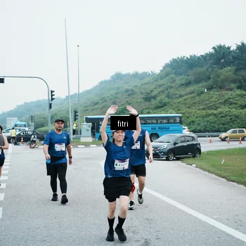 Runner Photo 7496975