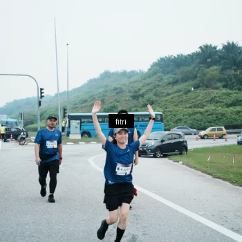 Runner Photo 7496976