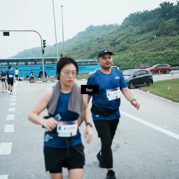 Runner Photo 7496981