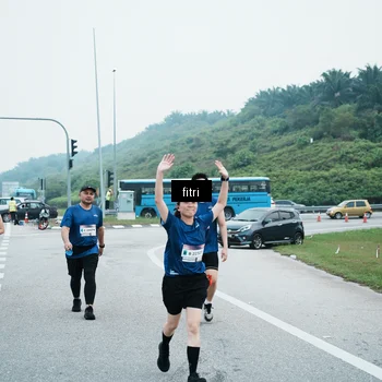 Runner Photo 7496986