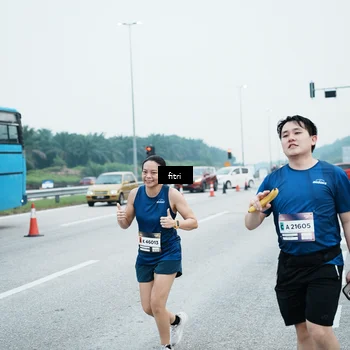 Runner Photo 7496993