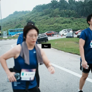 Runner Photo 7496996
