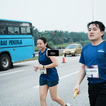 Runner Photo 7496997