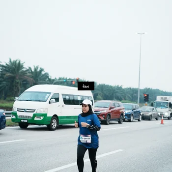 Runner Photo 7496999