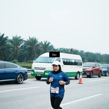 Runner Photo 7497001