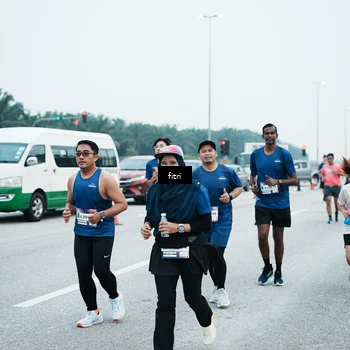 Runner Photo 7497008