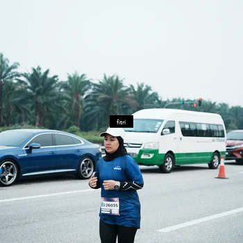 Runner Photo 7497037