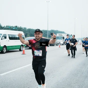 Runner Photo 7497038