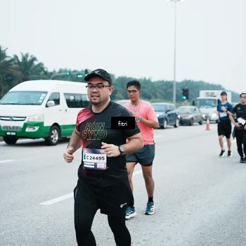Runner Photo 7497040