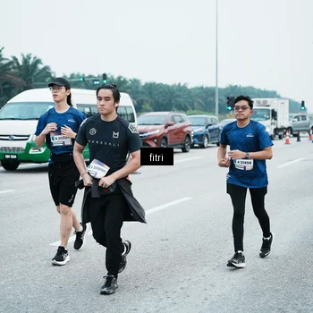 Runner Photo 7497054