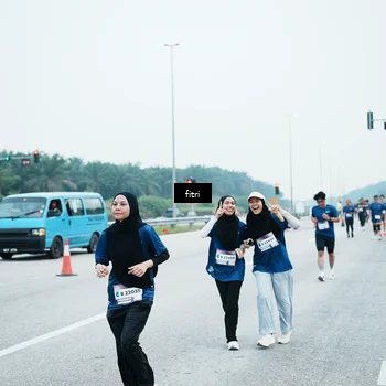 Runner Photo 7497079