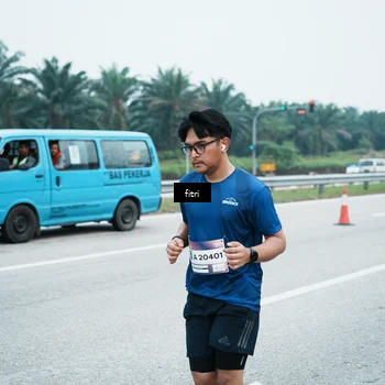 Runner Photo 7497103