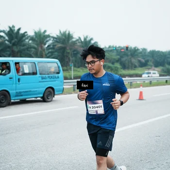 Runner Photo 7497105