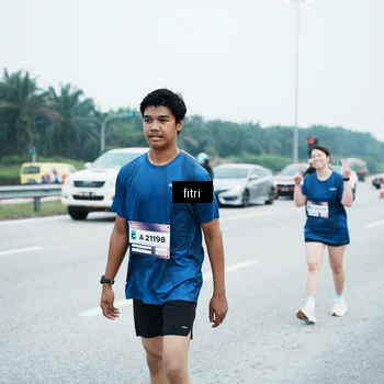 Runner Photo 7497143