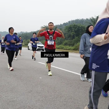 Runner Photo 7497172