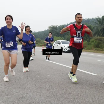 Runner Photo 7497177