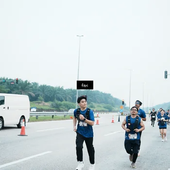 Runner Photo 7497180