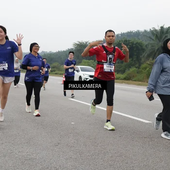 Runner Photo 7497227