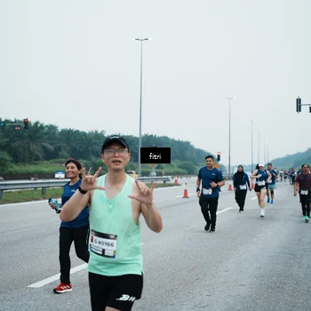 Runner Photo 7497253