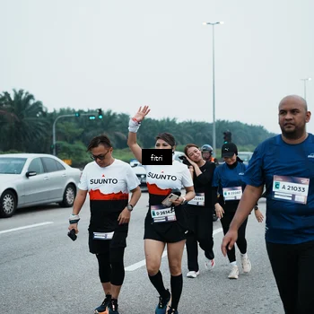 Runner Photo 7497304