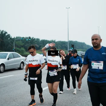 Runner Photo 7497305