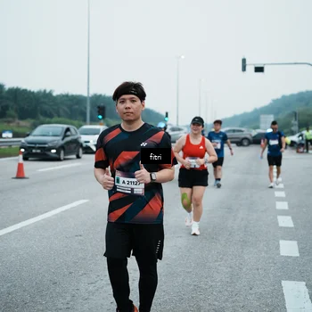 Runner Photo 7497310