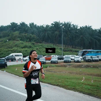 Runner Photo 7497324