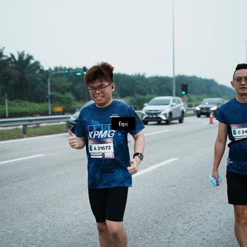 Runner Photo 7497325