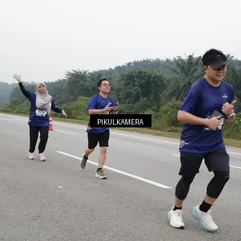 Runner Photo 7497365