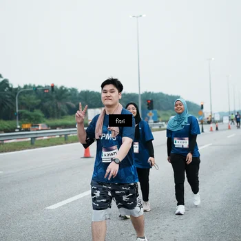 Runner Photo 7497378