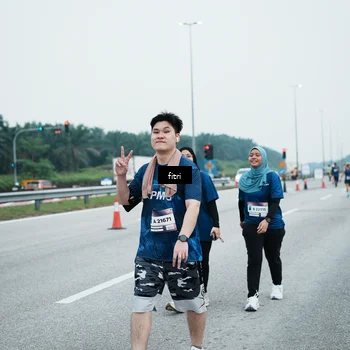 Runner Photo 7497403