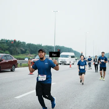 Runner Photo 7497412