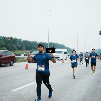Runner Photo 7497413