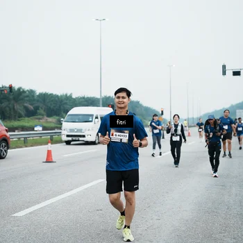 Runner Photo 7497415