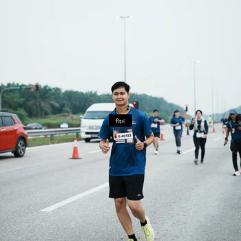 Runner Photo 7497418