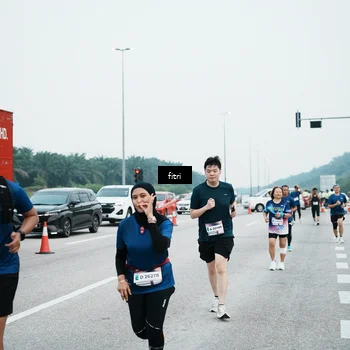 Runner Photo 7497476