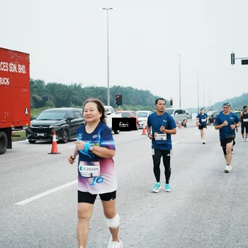 Runner Photo 7497515