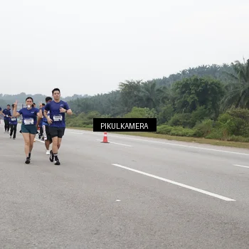 Runner Photo 7497539