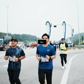 Runner Photo 7497548