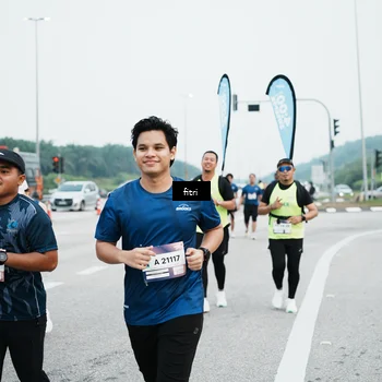 Runner Photo 7497553