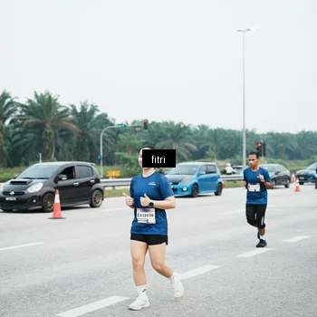 Runner Photo 7497572