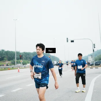 Runner Photo 7497589