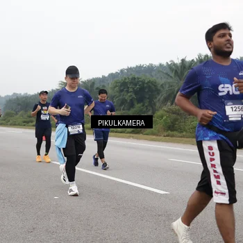 Runner Photo 7497669
