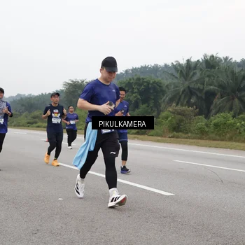 Runner Photo 7497679