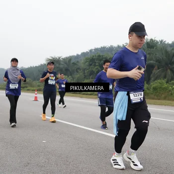Runner Photo 7497681