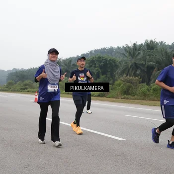 Runner Photo 7497687