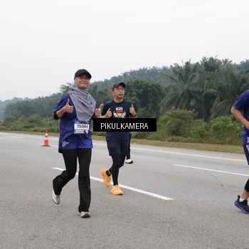 Runner Photo 7497689