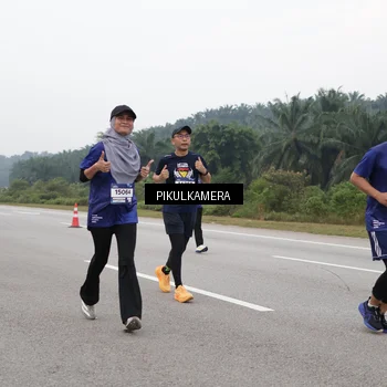 Runner Photo 7497690